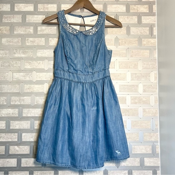 Abercrombie & Fitch Womens Denim/Jean Open Back Beaded Collar Dress‎ Size 0 - Picture 1 of 14